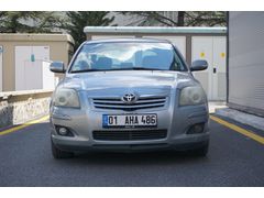Temiz Aile Aracı / Toyota Avensis 2.2 D-4D / LifeBack Model