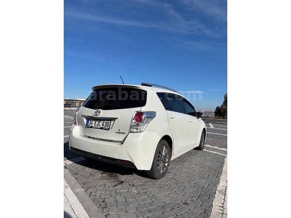 Sahibinden Toyota Verso 1.6 D-4D Comfort Extra 2016 Model