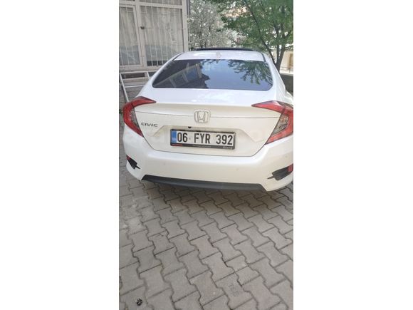 Sahibinden Honda Civic 1.6i VTEC Elegance 2018 Model  74.350 km Beyaz