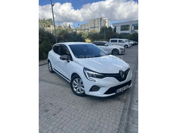 SAHİBİNDEN AİLE ARACI  RENAULT  CLİO 1.0  TCE 2022  MODEL