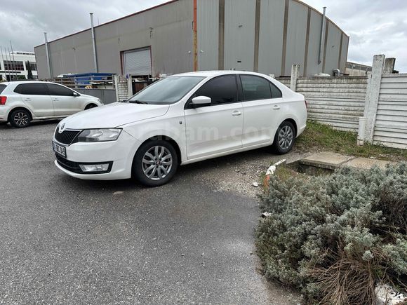 Sahibinden Skoda Rapid 1.6 TDI Elegance 2014 Model 