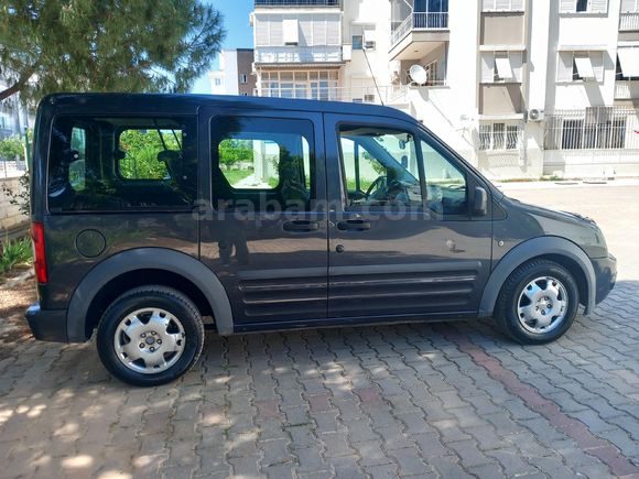 Acilll.   ilk elden boyasız hatasız connect  108.500 km