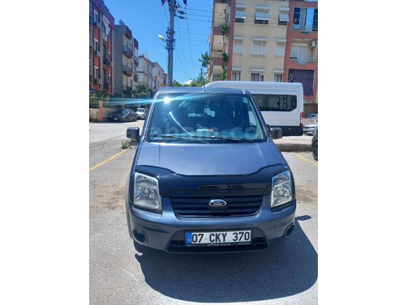 Acilll.   ilk elden boyasız hatasız connect  108.500 km