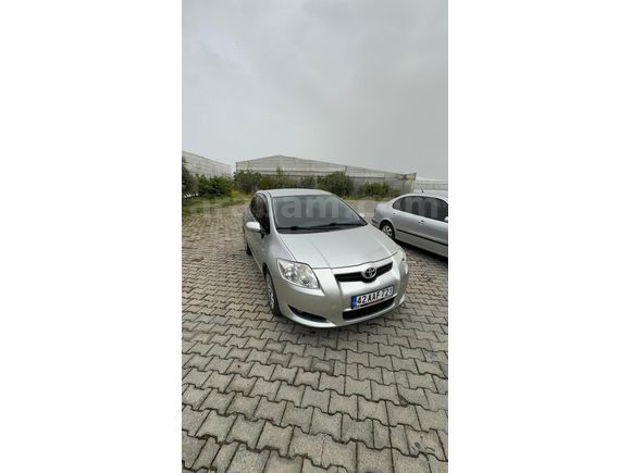 Sahibinden Toyota Auris 1.6 Comfort 2007 Model  205.000 km Gri (Gümüş)