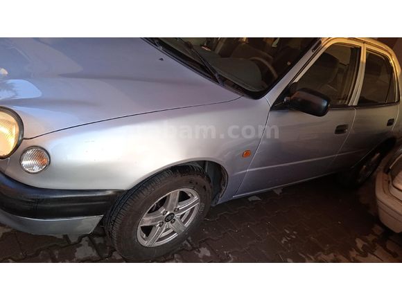 Sahibinden Toyota Corolla 1.3 Terra 2000 Model