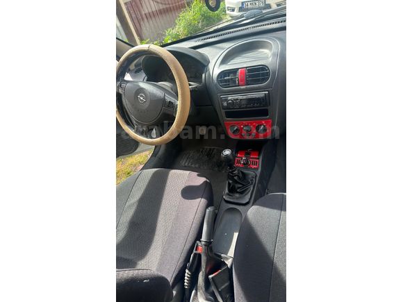 Sahibinden Opel Corsa 1.7 CDTI Cosmo 2003 Model  475.000 km Beyaz