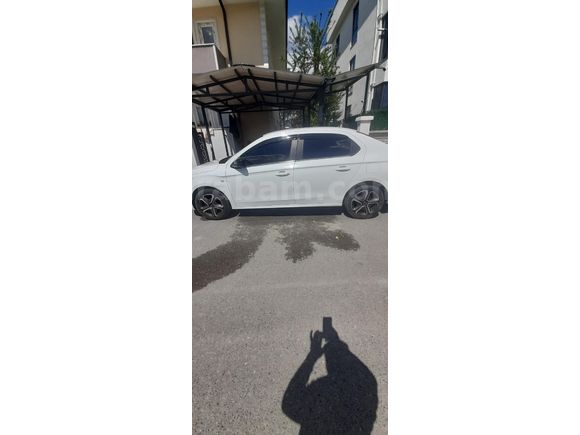 Sahibinden Citroen C-Elysée 1.5 BlueHDI Feel Bold 2023 Model  49.200 km Beyaz