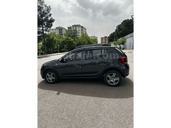 Sahibinden Dacia Sandero 0.9 TCe Stepway 2017 Model 