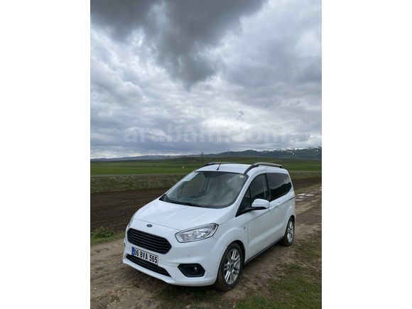 Sahibinden Ford Tourneo Courier 1.5 TDCi Titanium Plus 2020 Model  64.000 km Beyaz