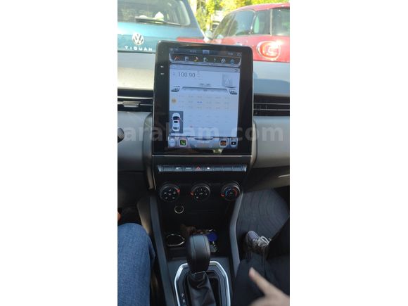 Memurdan satılık Clio (Otomatik)
