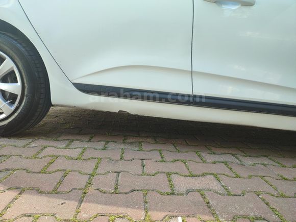 Memurdan satılık Clio (Otomatik)