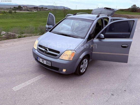 Hatasız boyasız 212.000 de Opel Meriva 1.6 Enjoy
