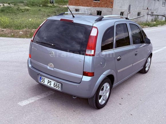 Hatasız boyasız 212.000 de Opel Meriva 1.6 Enjoy