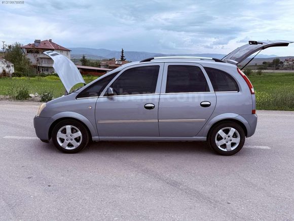 Hatasız boyasız 212.000 de Opel Meriva 1.6 Enjoy