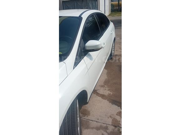 Sahibinden Ford Focus 1.6 Ti-VCT Trendx 2014 Model