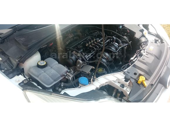 Sahibinden Ford Focus 1.6 Ti-VCT Trendx 2014 Model