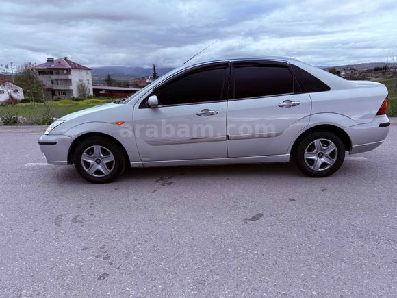 Galeriden Ford Focus 1.6 Comfort 2004 Model Samsun