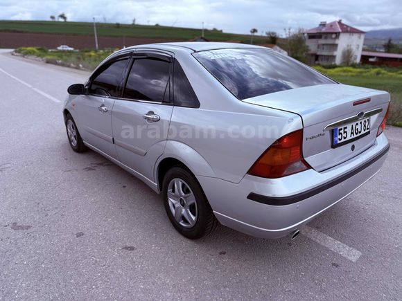 Galeriden Ford Focus 1.6 Comfort 2004 Model Samsun