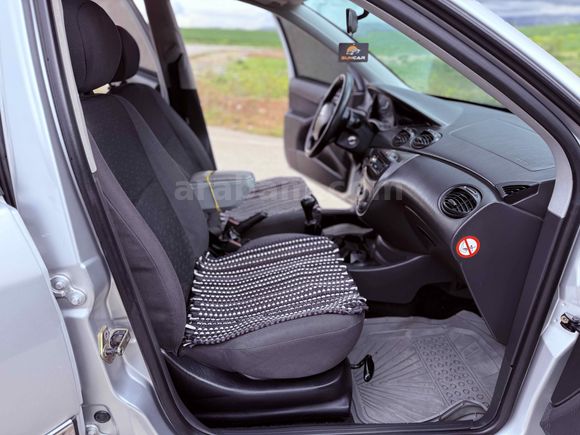 Galeriden Ford Focus 1.6 Comfort 2004 Model Samsun