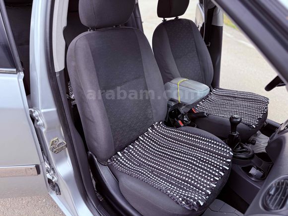 Galeriden Ford Focus 1.6 Comfort 2004 Model Samsun