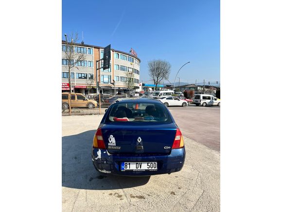 Sahibinden Renault Clio 1.6 Dynamique 2002 Model
