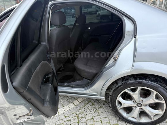 Galeriden Ford Mondeo 2.0 Trend 2004 Model Afyonkarahisar