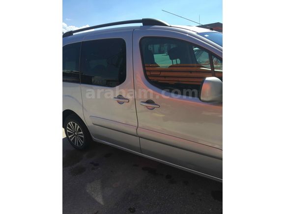 Sahibinden Peugeot Partner 1.6 HDI Active 2017 Model 