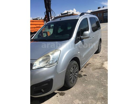 Sahibinden Peugeot Partner 1.6 HDI Active 2017 Model 
