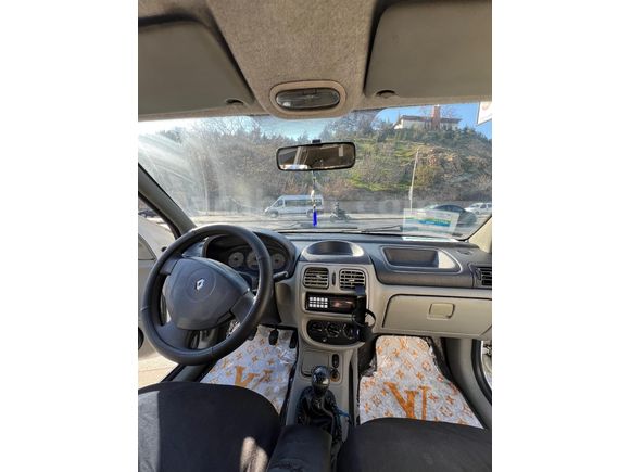 TERTEMİZ AİLE ARABASI Renault Clio 1.5 dCi Authentique 2005 Model