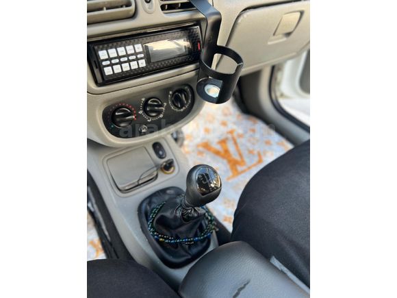 TERTEMİZ AİLE ARABASI Renault Clio 1.5 dCi Authentique 2005 Model
