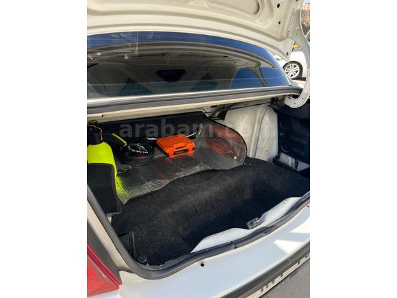 TERTEMİZ AİLE ARABASI Renault Clio 1.5 dCi Authentique 2005 Model
