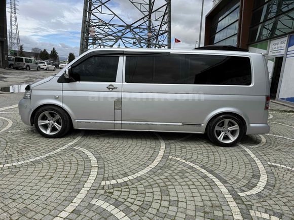 Galeriden Volkswagen Caravelle 2.5 TDI Comfortline 2009 Model Afyonkarahisar
