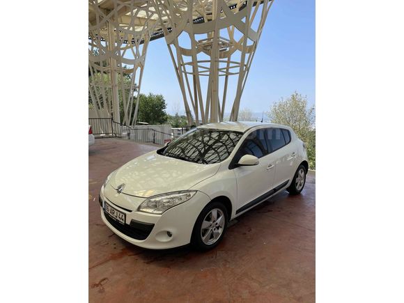 Sahibinden Renault Megane 1.5 dCi Expression 2011 Model  250 km Beyaz