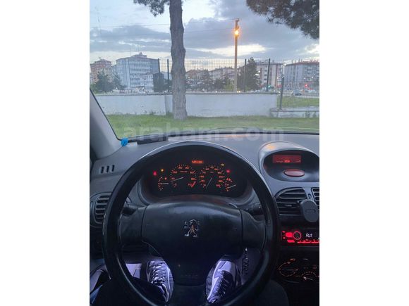 Sahibinden Peugeot 206 1.4 XT 2004 Model 