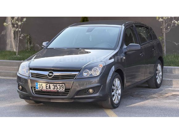 Galeriden Opel Astra 1.3 CDTI Essentia 2011 Model Kütahya 216.000 km Füme