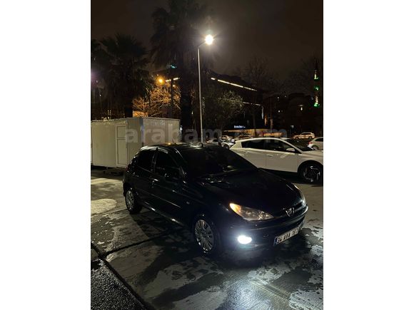  Peugeot 206 1.4 Color Line 2004 Model 
Benzin&lpg 
Klimalı 