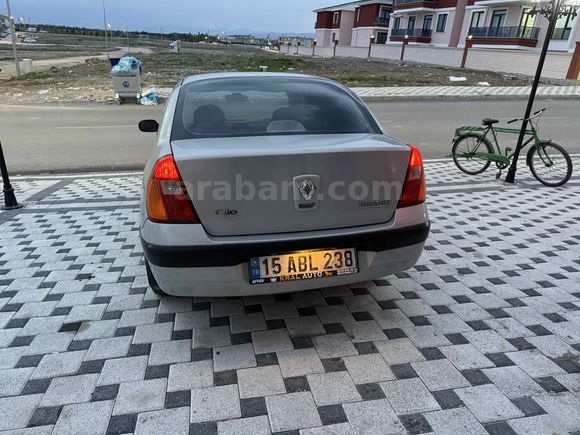 Galeriden Renault Clio 1.4 Expression 2004 Model Afyonkarahisar