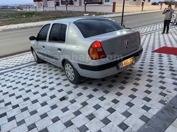 Galeriden Renault Clio 1.4 Expression 2004 Model Afyonkarahisar