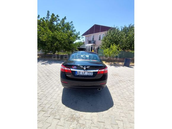 Sahibinden Renault Latitude 1.5 dCi Expression 2011 Model  203.000 km Siyah