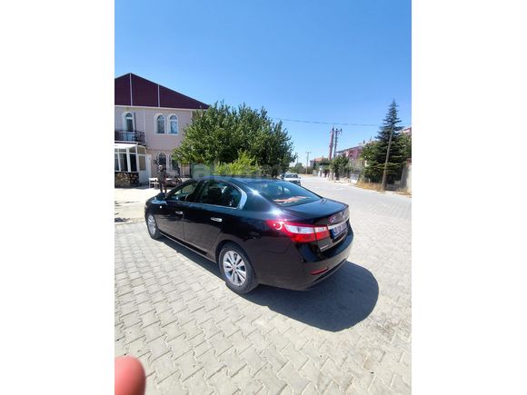 Sahibinden Renault Latitude 1.5 dCi Expression 2011 Model  203.000 km Siyah