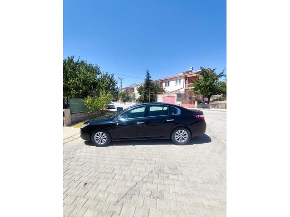 Sahibinden Renault Latitude 1.5 dCi Expression 2011 Model  203.000 km Siyah