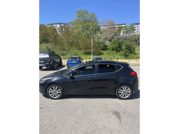 Kia Ceed 1.6 2014 Model 