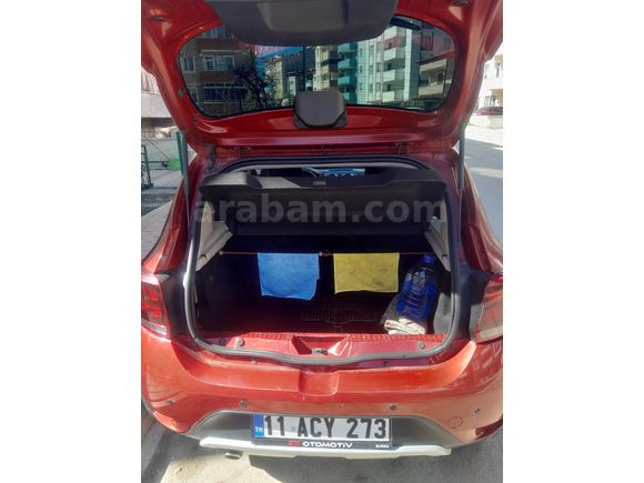 Sahibinden Dacia Sandero 1.5 dCi Stepway 2017 Model  142.000 km Kırmızı