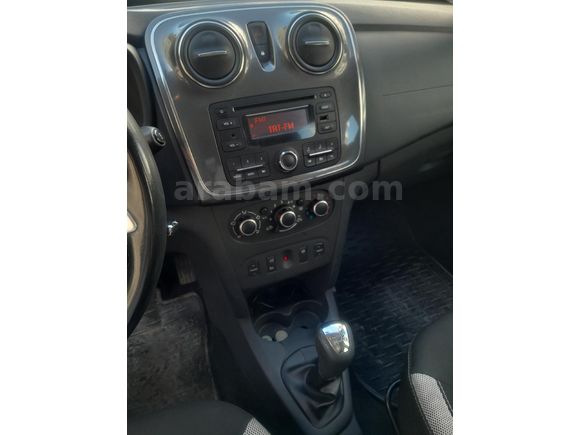 Sahibinden Dacia Sandero 1.5 dCi Stepway 2017 Model  142.000 km Kırmızı
