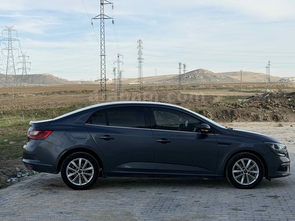 Galeriden Renault Megane 1.5 dCi Touch Plus 2017 Model Afyonkarahisar