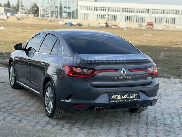 Galeriden Renault Megane 1.5 dCi Touch Plus 2017 Model Afyonkarahisar