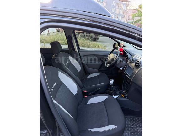 Sahibinden Dacia Sandero 1.5 dCi Stepway 2015 Model 