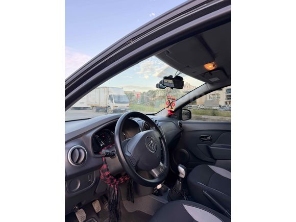 Sahibinden Dacia Sandero 1.5 dCi Stepway 2015 Model 