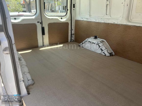 "YOLCU" dan 330s panelvan 6 vites 2012 sıfır lastik 181ooo km