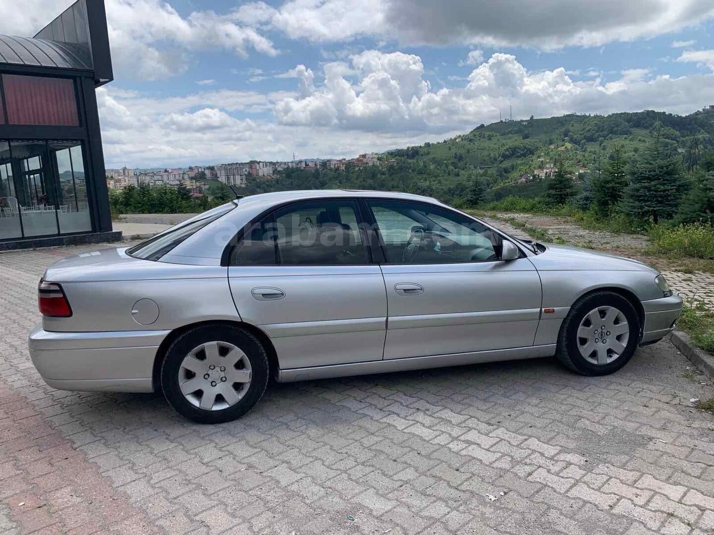 Sahibinden Opel Omega 2.5 Elegance 2000 Model Ordu 340.000 km Gri (Gümüş) 3